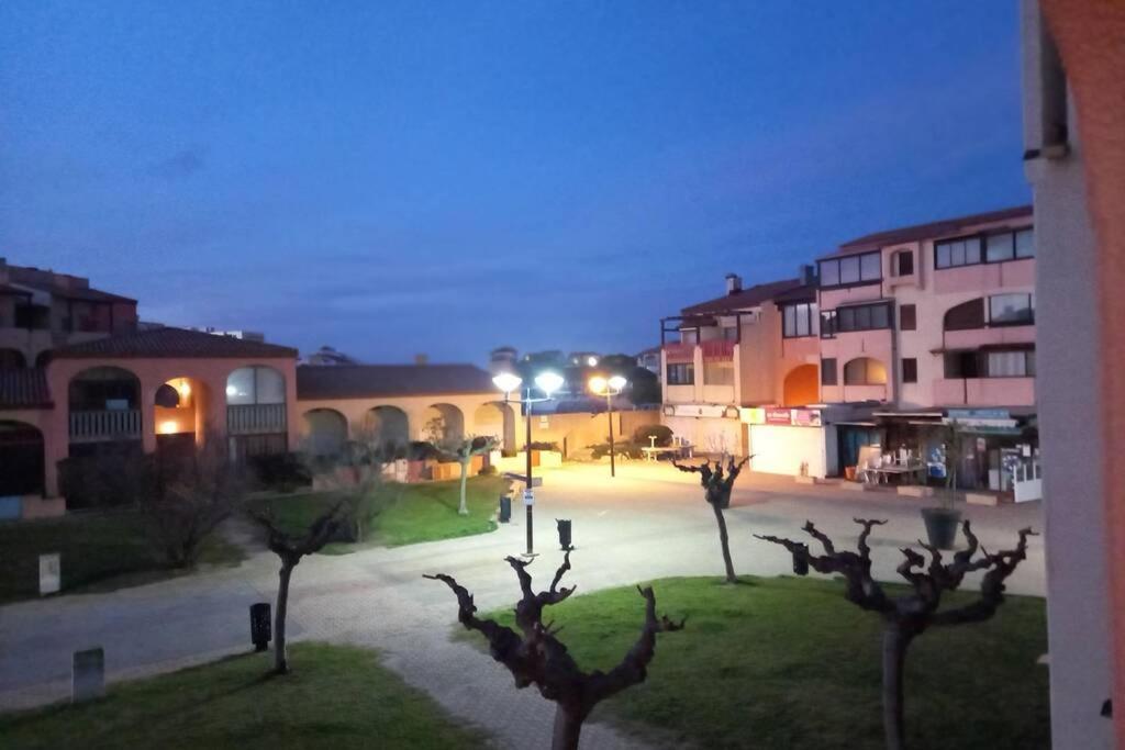 T2, VUE sur MER, TERRASSE, Parking Privé Le Barcarès Exterior foto